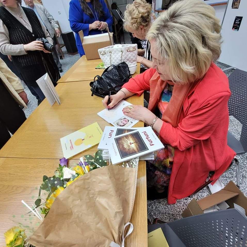 Trei minute printre rânduri cu Laura Cătălina Dragomir: Eugenia Mucea